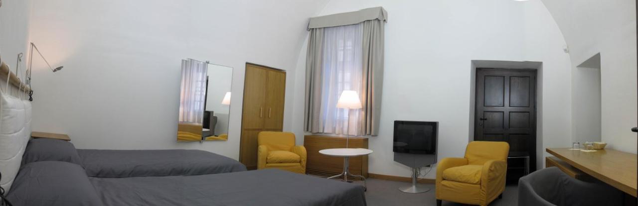 Hotel Cavour Et Des Officiers Bard Exterior foto